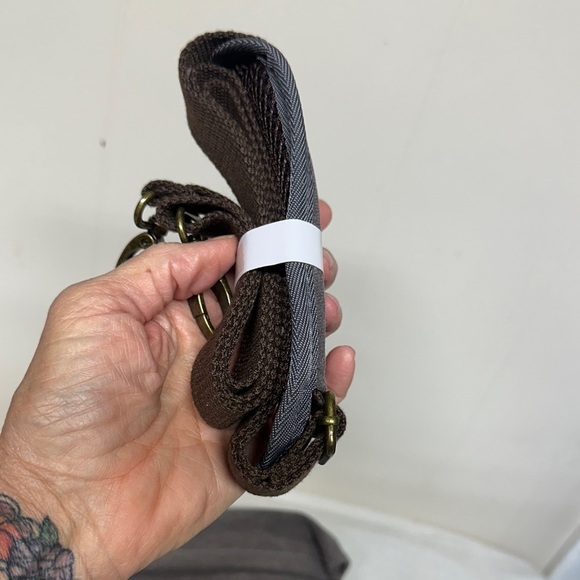 Bassmart Gray Messenger or accessories Bag - Picture 5 of 14